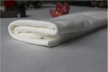 TPU 가죽 기판 천은 화학 물질과 반응합니까?